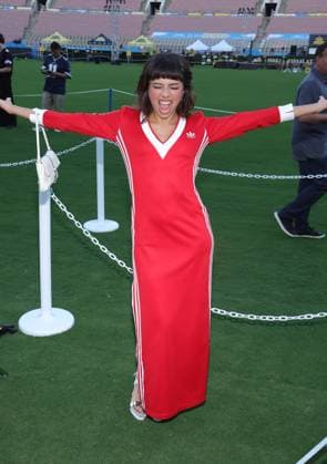 Los Angeles premiere of Hulu s Chad Powers at the Rose Bowl Stadium Featuring: Xochitl Gomez Where: Los Angeles, California, United States When: 25 Sep 2025 Credit: Faye s Vision Cover Images EDITORIAL USE ONLY. NOT FOR USE BY NEWSPAPERS BASED IN THE UK. Copyright: xx coverimg55125235