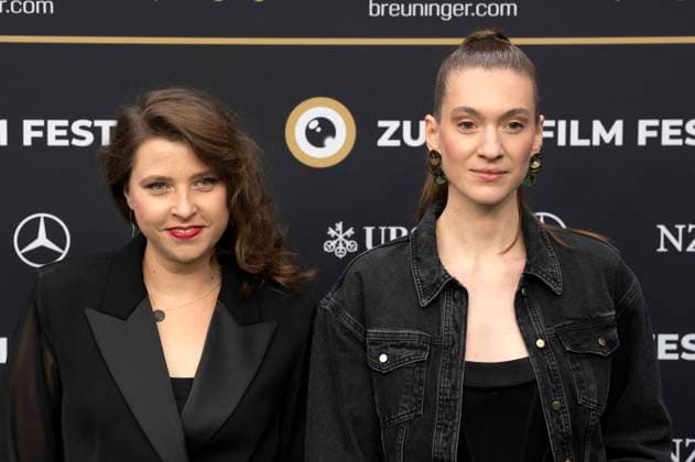 Maria Brendle und Julia Buchmann bei der Festivaleröffnung mit der Premiere des Kinofilms Splitsville auf dem 21. Zurich Film Festival 2025 im Kongresssaal. Zürich, 25.09.2025