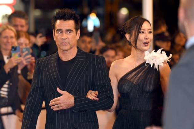 Colin Farrell und Fala Chen bei der Premiere des Kinofilms Ballad of a Small Player auf dem 73. Internationalen Filmfestival San Sebastian Festival Internacional de Cine de San Sebastian im Kursaal. San Sebastian, 26.09.2025