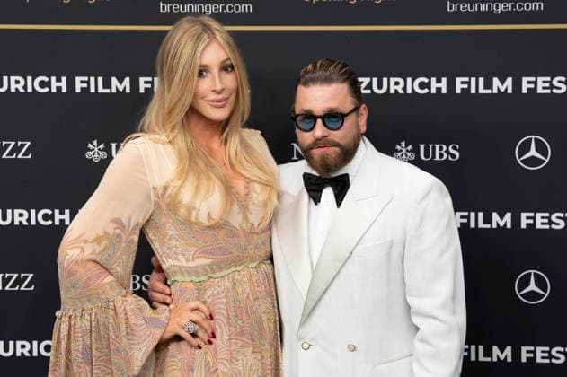 Alana Netzer und Sebastian Buergin bei der Festivaleröffnung mit der Premiere des Kinofilms Splitsville auf dem 21. Zurich Film Festival 2025 im Kongresssaal. Zürich, 25.09.2025