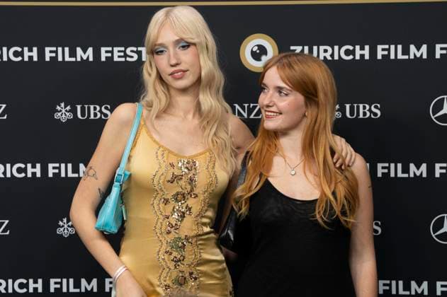 Milune mit Schwester Felicity bei der Festivaleröffnung mit der Premiere des Kinofilms Splitsville auf dem 21. Zurich Film Festival 2025 im Kongresssaal. Zürich, 25.09.2025