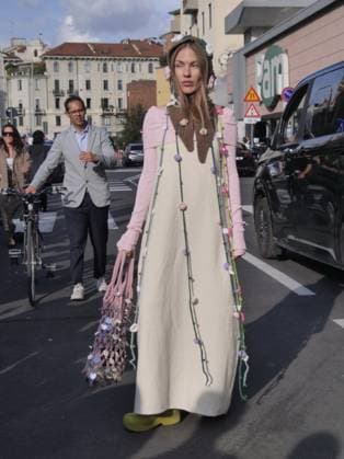 Milan, Milan Women s Fashion Week Spring Summer 2026 - Women s Fashion, Spring Summer 2026 guests with eccentric outfits among the various catwalks of Fashion Week  Copyright: xLucaxPontix xipa-agency.netx xLucaPonti IpaAgencyx IPA_Agency_IPA65763071
