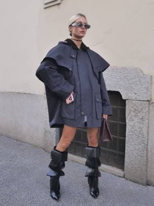 Milan, Milan Women s Fashion Week Spring Summer 2026 - Women s Fashion, Spring Summer 2026 guests with eccentric outfits among the various catwalks of Fashion Week  Copyright: xLucaxPontix xipa-agency.netx xLucaPonti IpaAgencyx IPA_Agency_IPA65763167