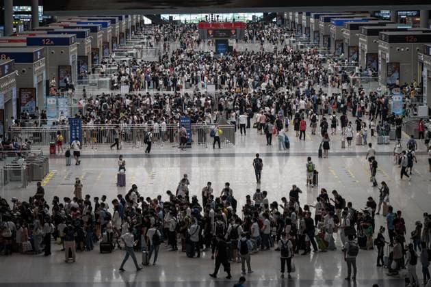 World Population Day in China’s Zhengzhou ZHENGZHOU, CHINA - JULY 10:Passengers are seen at Zhengzhou east railway station on July 10, 2022 in Zhengzhou,Henan Province of China. China World. Editorial use only. Please get in touch for any other usage.  Copyright: x2025xAnadoluxStringerx