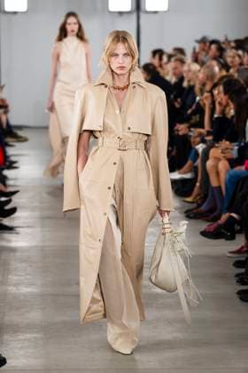 Milan Fashion Week - Women S S 2026 Sportmax Fashion Show Catwalk Milan, Italy Milan Fashion Week - Women S S 2026 Sportmax Fashion Show Catwalk Milan, Italy 26th September 2025  Copyright: xCristianxIncarbonax