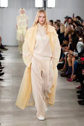 Milan Fashion Week - Women S S 2026 Sportmax Fashion Show Catwalk Milan, Italy Milan Fashion Week - Women S S 2026 Sportmax Fashion Show Catwalk Milan, Italy 26th September 2025  Copyright: xCristianxIncarbonax