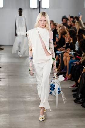 Milan Fashion Week - Women S S 2026 Sportmax Fashion Show Catwalk Milan, Italy Milan Fashion Week - Women S S 2026 Sportmax Fashion Show Catwalk Milan, Italy 26th September 2025  Copyright: xCristianxIncarbonax