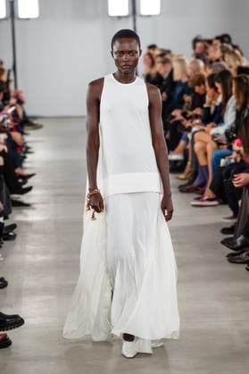 Milan Fashion Week - Women S S 2026 Sportmax Fashion Show Catwalk Milan, Italy Milan Fashion Week - Women S S 2026 Sportmax Fashion Show Catwalk Milan, Italy 26th September 2025  Copyright: xCristianxIncarbonax