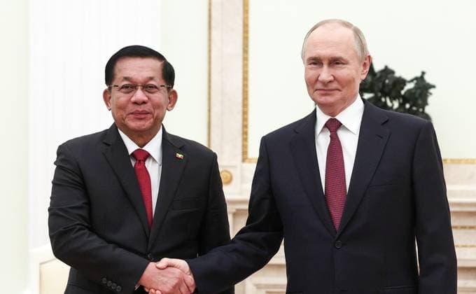 Russian President Vladimir Putin held a meeting with Acting President of the Republic of the Union of Myanmar Russian President Vladimir Putin held a meeting with Acting President of the Republic of the Union of Myanmar, Min Aung Hlaing, in Moscow, Russia, on September 26, 2025. Photo by President of Russia Office apaimages. Russia Russia Russian Federation 260925_Russia_RPO_00(4) Copyright: xapaimagesxPresidentxofxRussiaxOfficex xapaimagesx