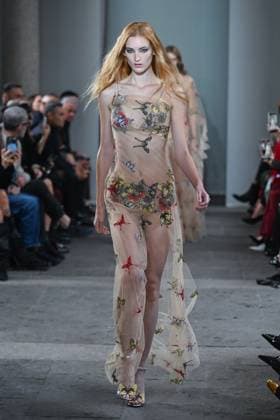 Milan, Italy: Milan, Milan Women s Fashion Week Spring Summer 2026 - Women s Fashion, Spring Summer 2026. - Blumarine fashion show - catwalk - photo: model Milan Italy  - ZUMAp169 20250926_zea_p169_515 Copyright: xSimonaxChiocciax