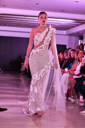 Spring Colors Fashion Week de Madrid - 26 Sep 2025 A model walks the runway wearing a design by Jose Zafra during the Spring Colors Fashion Week de Madrid at Hotel Princesa. Madrid Spain Copyright: xAtilanoxGarciax xSOPAxImagesx FOTO49680