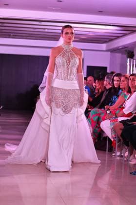 Spring Colors Fashion Week de Madrid - 26 Sep 2025 A model walks the runway wearing a design by Jose Zafra during the Spring Colors Fashion Week de Madrid at Hotel Princesa. Madrid Spain Copyright: xAtilanoxGarciax xSOPAxImagesx FOTO49682