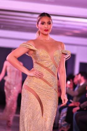 Spring Colors Fashion Week de Madrid - 26 Sep 2025 A model walks the runway wearing a design by Giannina Azar during the Spring Colors Fashion Week de Madrid at Hotel Princesa. Madrid Spain Copyright: xAtilanoxGarciax xSOPAxImagesx FOTO49765