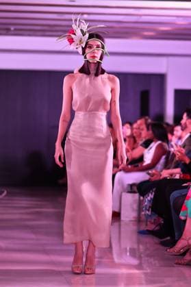 Spring Colors Fashion Week de Madrid - 26 Sep 2025 A model walks the runway wearing a design by Liet Paris during the Spring Colors Fashion Week de Madrid at Hotel Princesa. Madrid Spain Copyright: xAtilanoxGarciax xSOPAxImagesx FOTO49694