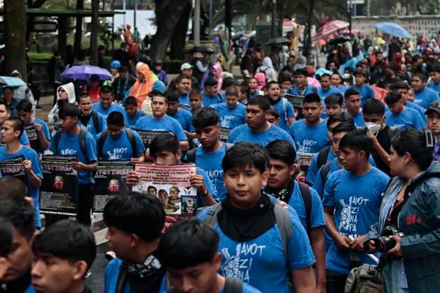 September 26, 2025, Mexico, Cdmx, Mexico: In 2014, 43 students from the RAUL ISIDRO BURGOS Teachers College in Ayotzinapa, Guerrero, were victims of enforced disappearance by local authorities, the military, and alleged drug traffickers. Today marks the 11th anniversary of this state crime, which has not been clarified as promised by previous governments and the current one led by CLAUDIA SHEIMBAUM. Members, mothers, friends, students and collectives marched from the Angel of Independence to Mexico City s Zocalo to continue demanding justice and the return of the students who have not been found since the administration of former Mexican President Enrique Peo±a Nieto, who currently lives in Spain without any answers regarding what happen - ZUMAp204 20250926_zip_p204_005 Copyright: xJosuexPerezx