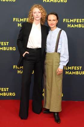 Dana Herfurth und Luna Jordan bei der Premiere des Kinofilms Smalltown Girl auf dem 33. Filmfest Hamburg 2025 im Cinemaxx Dammtor. Hamburg, 26.09.2025