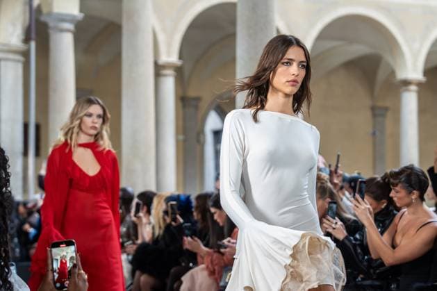 Milan Fashion Week - Women S S 2026 Blumarine Fashion Show Vibes Milan, Italy Freya Nutter;Adele Aldighieri Milan Fashion Week - Women S S 2026 Blumarine Fashion Show Vibes Milan, Italy 26th September 2025  Copyright: xCarminexContex