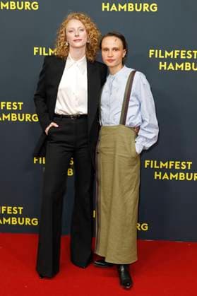 Dana Herfurth und Luna Jordan bei der Premiere des Kinofilms Smalltown Girl auf dem 33. Filmfest Hamburg 2025 im Cinemaxx Dammtor. Hamburg, 26.09.2025