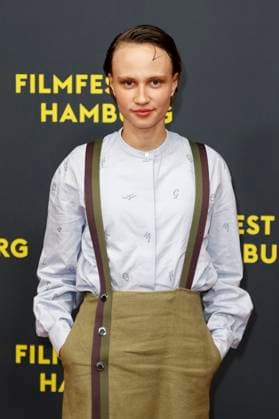 Luna Jordan bei der Premiere des Kinofilms Smalltown Girl auf dem 33. Filmfest Hamburg 2025 im Cinemaxx Dammtor. Hamburg, 26.09.2025