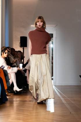 Milan Fashion Week - Women S S 2026 Sa Su Phi Fashion Show Runway Milan, Italy Milan Fashion Week - Women S S 2026 Sa Su Phi Fashion Show Runway Milan, Italy 26th September 2025  Copyright: xx
