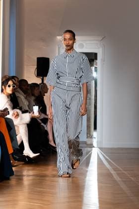 Milan Fashion Week - Women S S 2026 Sa Su Phi Fashion Show Runway Milan, Italy Milan Fashion Week - Women S S 2026 Sa Su Phi Fashion Show Runway Milan, Italy 26th September 2025  Copyright: xx