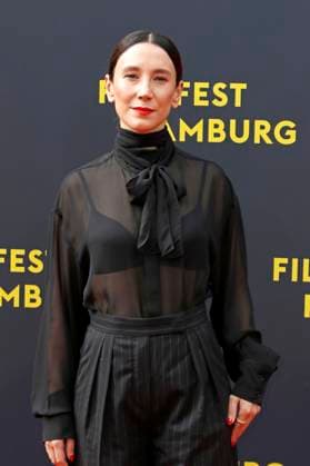 Entertainment Bilder des Tages Sibel Kekilli bei der Premiere des Kinofilms Yunan auf dem 33. Filmfest Hamburg 2025 im Cinemaxx Dammtor. Hamburg, 27.09.2025 *** Sibel Kekilli at the premiere of the film Yunan at the 33 Filmfest Hamburg 2025 at Cinemaxx Dammtor Hamburg, 27 09 2025 Foto:xC.xTamckex xFuturexImagex yunan_5917