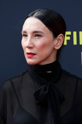 abb Sibel Kekilli Schauspielerin zu Gast auf dem Roten Teppich bei der Kino Film Premiere Premiere Film Yunan auf dem Filmfest Hamburg im Cinemaxx Kino am Dammtor am 27.09.2025 in Hamburg Hamburg Deutschland
