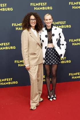 Filmfest-Chefin Malika Rabahallah und Diane Kruger bei der Amrum Film Premiere am 27.09.2025 im Rahmen vom 33. Filmfest in Hamburg Diane Krugers öAmrum Filmpremiere beim Filmfest in Hamburg