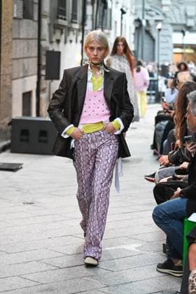 Milan, Italy: Milan, Milan Women s Fashion Week Spring Summer 2026 - Women s Fashion, Spring Summer 2026. - MSGM fashion show - catwalk - photo: model Milan Italy  - ZUMAp169 20250927_zea_p169_848 Copyright: xSimonaxChiocciax