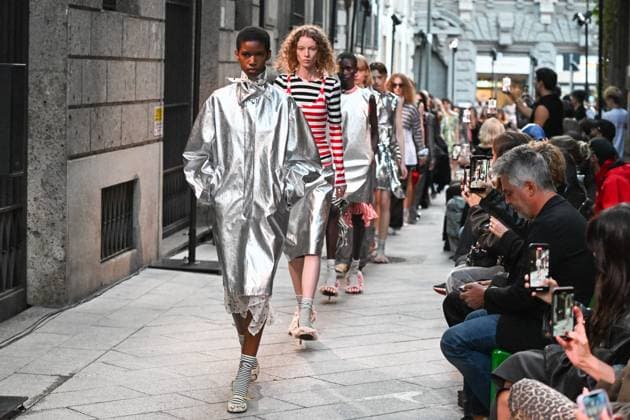 Milan, Italy: Milan, Milan Women s Fashion Week Spring Summer 2026 - Women s Fashion, Spring Summer 2026. - MSGM fashion show - catwalk - photo: model Milan Italy  - ZUMAp169 20250927_zea_p169_861 Copyright: xSimonaxChiocciax