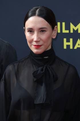 Filmfest Hamburg Sibel Kekilli, Premiere Film Yunan auf dem Filmfest Hamburg vor dem Cinemaxx Dammtor, Hamburg, 27.09.2025 Copyright: xEventpressxBecherx