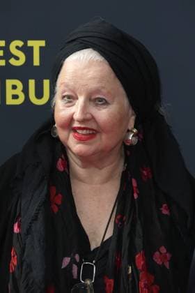 Filmfest Hamburg Hanna Schygulla, Premiere Film Yunan auf dem Filmfest Hamburg vor dem Cinemaxx Dammtor, Hamburg, 27.09.2025 Copyright: xEventpressxBecherx