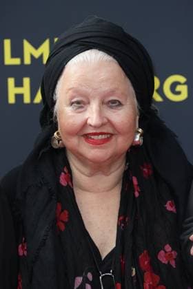 Filmfest Hamburg Hanna Schygulla, Premiere Film Yunan auf dem Filmfest Hamburg vor dem Cinemaxx Dammtor, Hamburg, 27.09.2025 Copyright: xEventpressxBecherx