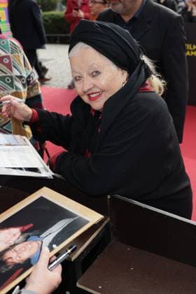 Filmfest Hamburg Hanna Schygulla, Premiere Film Yunan auf dem Filmfest Hamburg vor dem Cinemaxx Dammtor, Hamburg, 27.09.2025 Copyright: xEventpressxBecherx