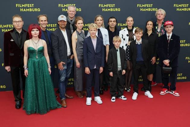 Filmfest Hamburg Das Cast mit u.a. Lisa Hagmeister, Laura Tonke, Jasper Billerbeck, Kian Köpke, Diane Kruger, Fatih Akin, Premiere des Films AMRUM auf dem Filmfest Hamburg im Cinemaxx Dammtor, Hamburg, 27.09.2025 Copyright: xEventpressxBecherx