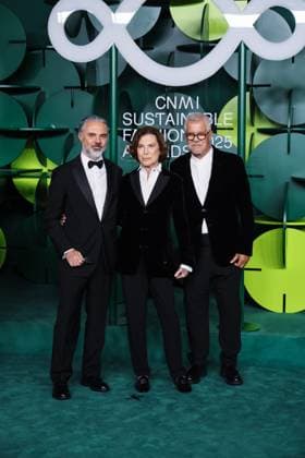 Milan, Milan Women s Fashion Week Spring Summer 2026 - Women s Fashion, Spring Summer 2026 - CNMI Sustainable Fashion Awards 2025 at Teatro alla Scala - Photocall for guest arrivals. Pictured: Andrea Camerana, Silvana Armani, Leo Dell Orco  Copyright: xAlessandroxBremecx xipa-agency.netx xx IPA_Agency_IPA65848950