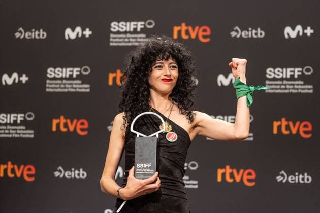 List of winners at the 73rd San Sebastian International Film Festival SAN SEBASTIAN, SPAIN - SEPTEMBER 27: The Spanish film Los Domingos (Sundays), by director Alauda Ruiz de Azua, won the Golden Shell for best film at the 73rd San Sebastian International Film Festival in San Sebastian on September 27, 2025. Javi Julio Anadolu San Sebastian Spain. Editorial use only. Please get in touch for any other usage.  Copyright: x2025xAnadoluxJavixJuliox