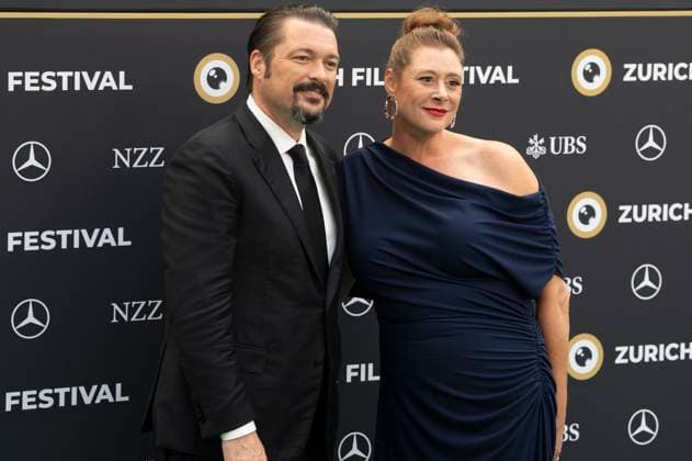 James Vanderbilt mit Ehefrau Amber Freeman bei der Premiere des Kinofilms Nuremberg Nürnberg auf dem 21. Zurich Film Festival 2025 im Festivalzentrum. Zürich, 27.09.2025