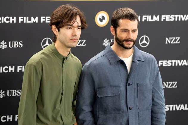 James Sweeney und Dylan O Brien bei der Premiere des Kinofilms Twinless auf dem 21. Zurich Film Festival 2025 im Festivalzentrum. Zürich, 27.09.2025