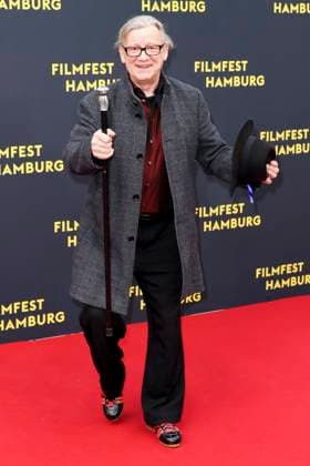 abb Hannes Hellmann Schauspieler zu Gast auf dem Roten Teppich bei der Kino Film Premiere Amrum auf dem Filmfest Hamburg im Cinemaxx Kino am Dammtor am 27.09.2025 in Hamburg Hamburg Deutschland