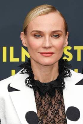 abb Diane Kruger Schauspielerin zu Gast auf dem Roten Teppich bei der Kino Film Premiere Amrum auf dem Filmfest Hamburg im Cinemaxx Kino am Dammtor am 27.09.2025 in Hamburg Hamburg Deutschland