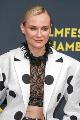 abb Diane Kruger Schauspielerin zu Gast auf dem Roten Teppich bei der Kino Film Premiere Amrum auf dem Filmfest Hamburg im Cinemaxx Kino am Dammtor am 27.09.2025 in Hamburg Hamburg Deutschland