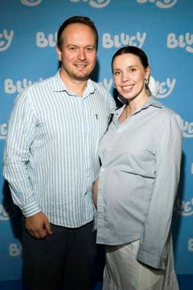 abb Adrian Graul und Maria Graziala schwanger Blond Gilmore Diaries zu Gast auf dem blauen Teppich bei der Film Premiere Bluey im Kino Kuechenspass Kollektion im CinemaxX Berlin Potsdamer Platz am 27.09.2025 in Berlin Berlin Deutschland