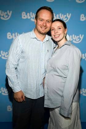 abb Adrian Graul und Maria Graziala schwanger Blond Gilmore Diaries zu Gast auf dem blauen Teppich bei der Film Premiere Bluey im Kino Kuechenspass Kollektion im CinemaxX Berlin Potsdamer Platz am 27.09.2025 in Berlin Berlin Deutschland