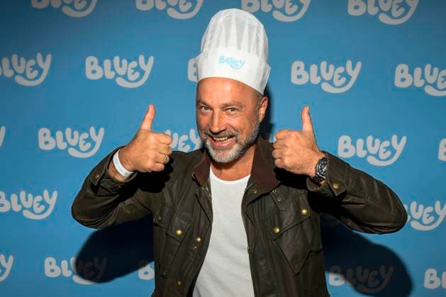 abb Wolfgang Eissler Regisseur mit Kochmuetze zu Gast auf dem blauen Teppich bei der Film Premiere Bluey im Kino Kuechenspass Kollektion im CinemaxX Berlin Potsdamer Platz am 27.09.2025 in Berlin Berlin Deutschland