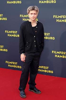 Tom Böttcher bei der Premiere des Kinofilms Das Leben der Wünsche auf dem 33. Filmfest Hamburg 2025 im Cinemaxx Dammtor. Hamburg, 28.09.2025