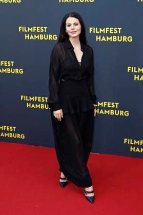 Ruby O. Fee bei der Premiere des Kinofilms Das Leben der Wünsche auf dem 33. Filmfest Hamburg 2025 im Cinemaxx Dammtor. Hamburg, 28.09.2025