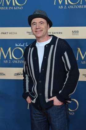 Michael Bulli HERBIG , Einzelbild,angeschnittenes Einzelmotiv,Halbfigur,halbe Figur. Filmpremiere MOMO am 128.09.2025 im Mathaeser Kino in Muenchen.