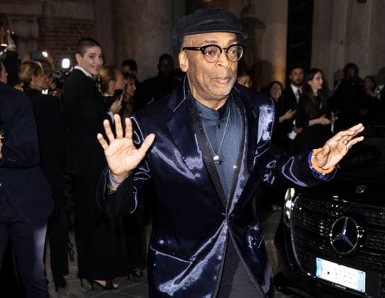 MFW Giorgio Armani arrivals MP Spike Lee arrives to Pinacoteca of Brera to attending the Giorgio Armani fashion show during Milan s Fashion Week Womenswear Spring Summer 2026, on September 28, 2025 in Milan (Italy). Photo by Marco Piovanotto Abacapress.com  Copyright: xPiovanottoxMarco ABACAx