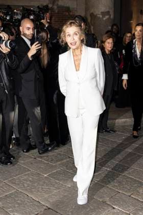MFW Giorgio Armani arrivals MP Lauren Hutton arrives to Pinacoteca of Brera to attending the Giorgio Armani fashion show during Milan s Fashion Week Womenswear Spring Summer 2026, on September 28, 2025 in Milan (Italy). Photo by Marco Piovanotto Abacapress.com  Copyright: xPiovanottoxMarco ABACAx